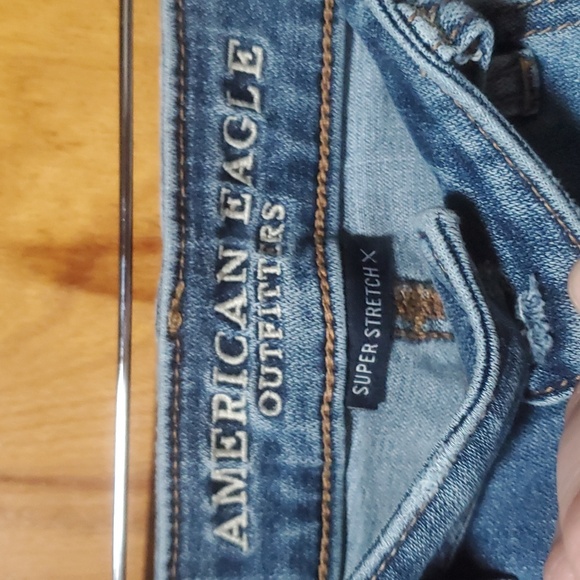 American Eagle Distressed Skinny - Picture 2 of 5